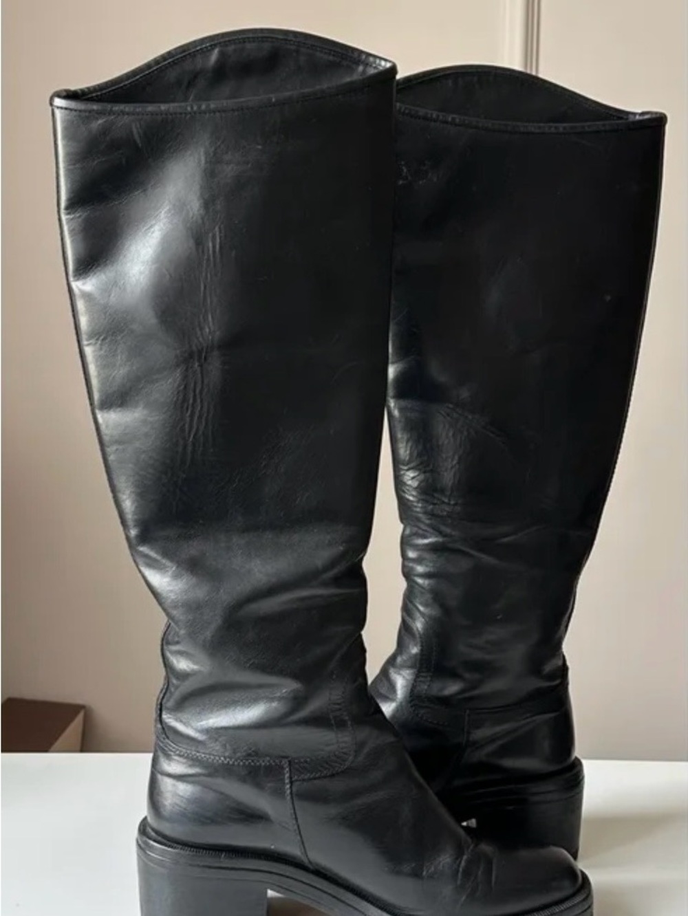 CHANEL Black Leather Over-the-Knee Boots with Embossed CC size 38 1/2C - Picture 3 of 12